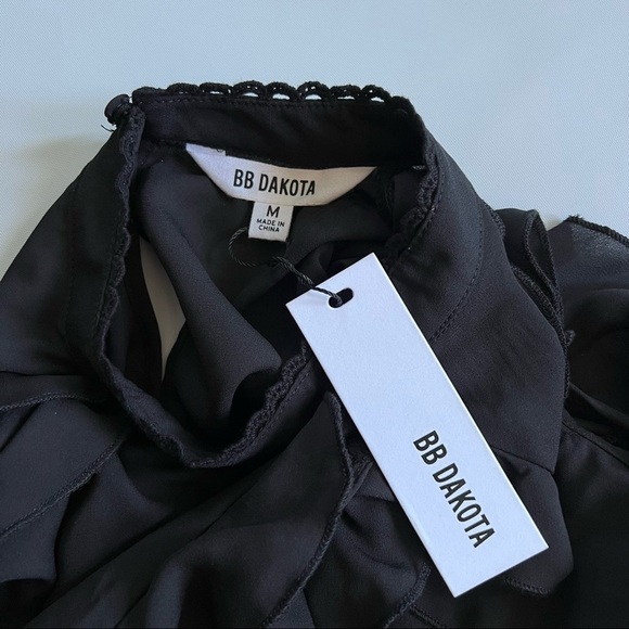 Bb Dakota Women Black Untold Ruffle Blouse  Top M - Picture 8 of 12